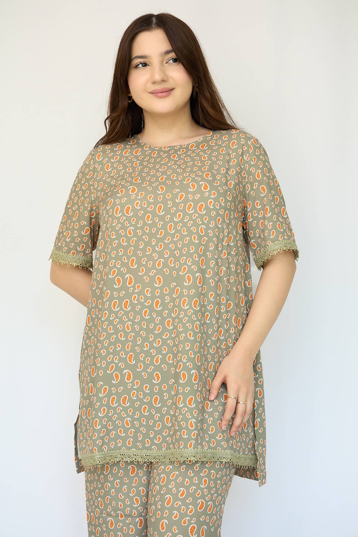 Nilufar — kulrang-jigar (qisqa yeng) 2